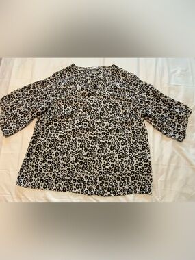 CJ Banks Women’s Pullover Blouse White Black Animal Print Plus Size 1X